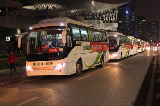 真正的光芒需要一点时间 2024澳门原材料1688大全的造梦之旅